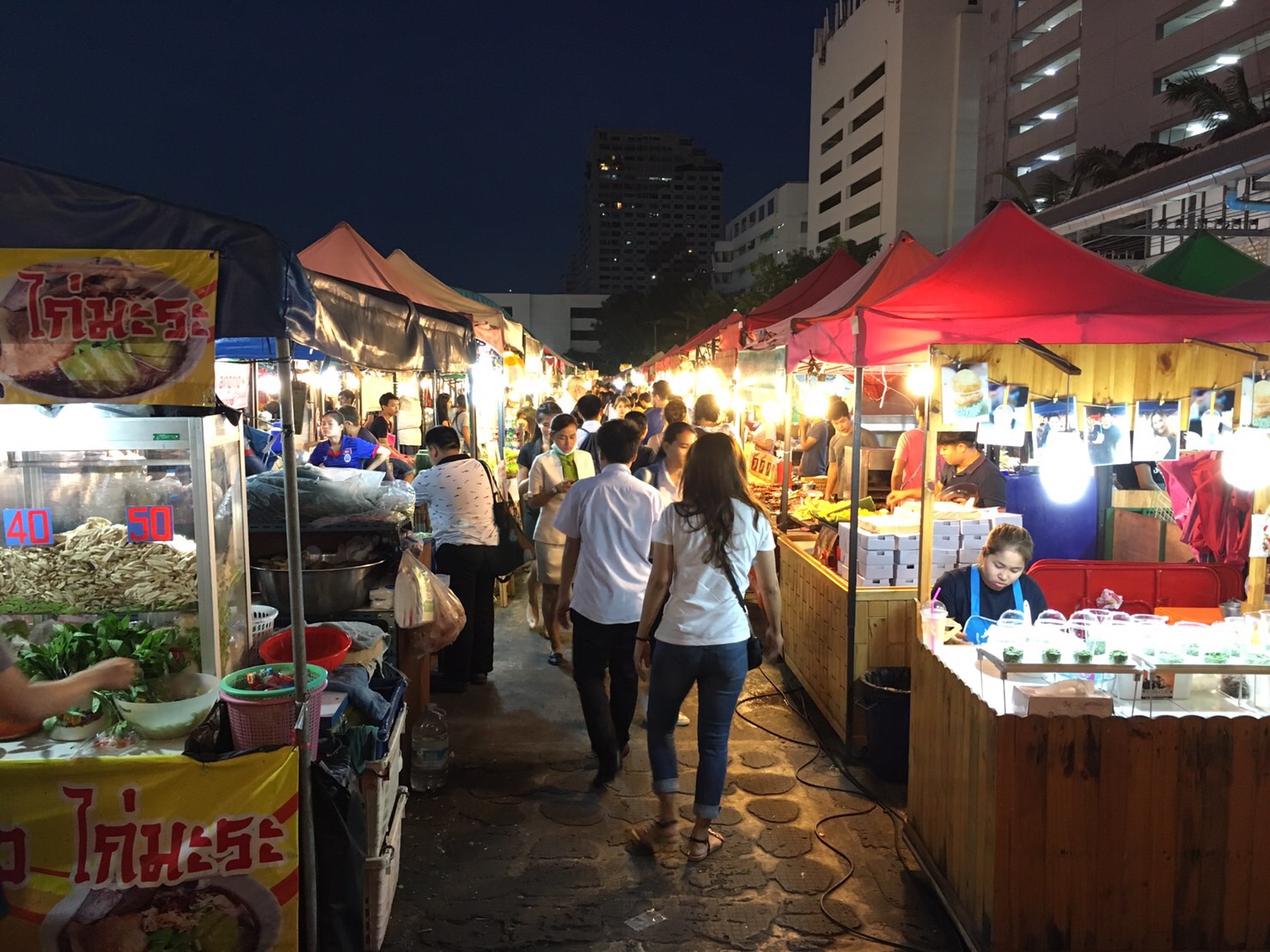 Bangkok night maarket